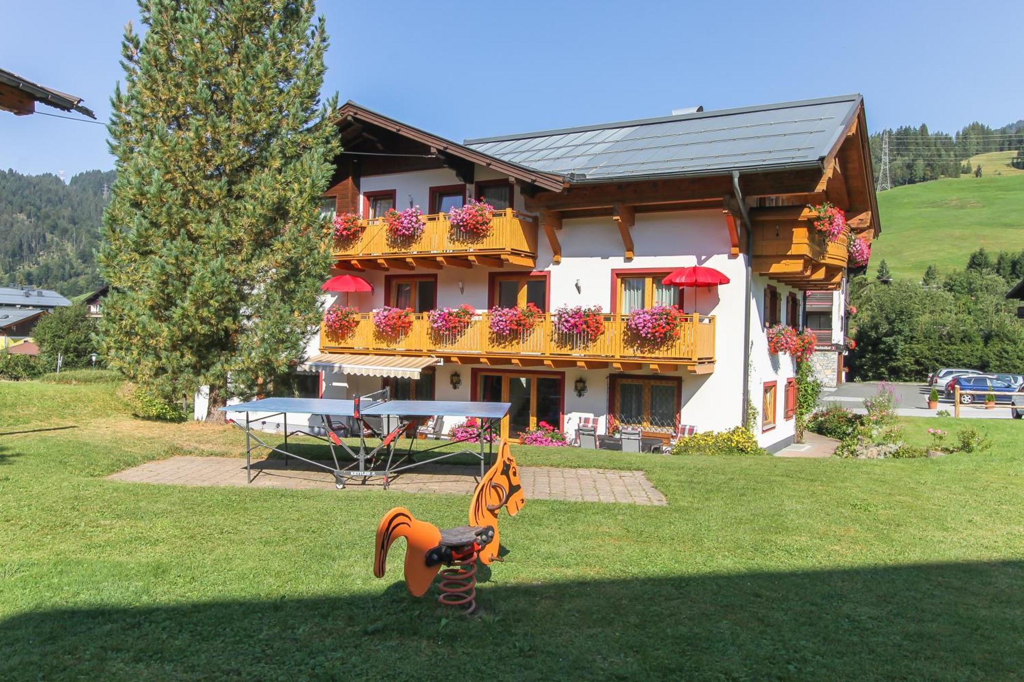 Haus Bergliebe Apartment Maria Alm am Steinernen Meer Exterior photo